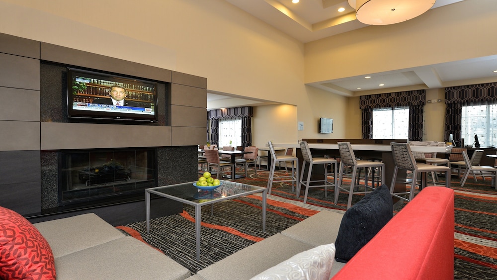 Holiday Inn Express Boston - Milford by IHG — Hotel rooms in Milford, Massachusetts