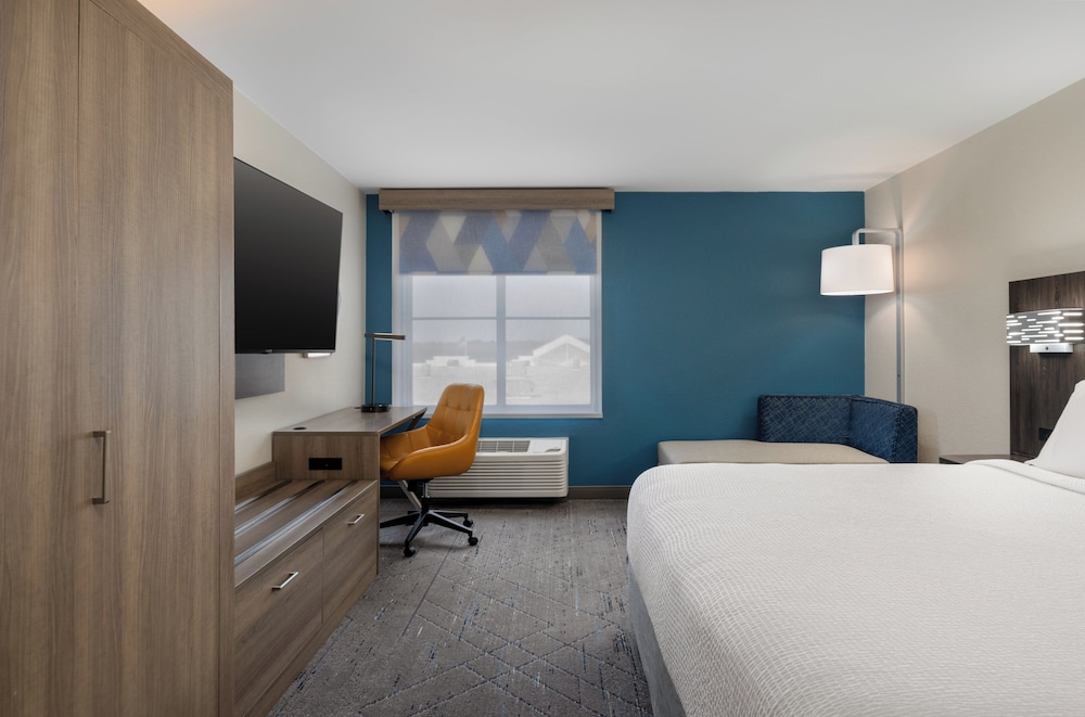 Holiday Inn Express Boston - Milford by IHG — Hotel rooms in Milford, Massachusetts
