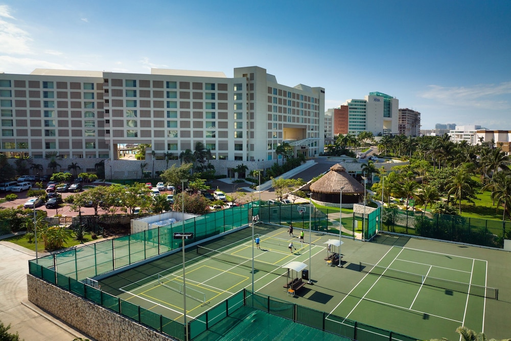 The Westin Lagunamar Ocean Resort Villas & Spa, Cancun — Sports & recreation in Cancun, Quintana Roo