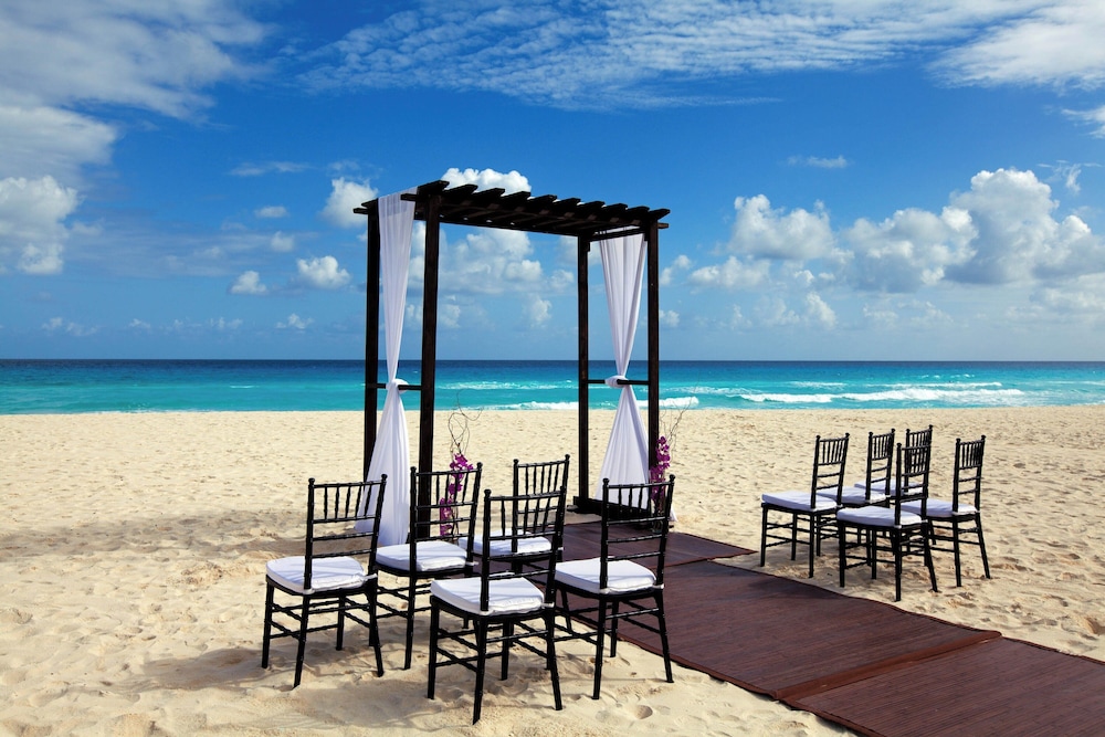 The Westin Lagunamar Ocean Resort Villas & Spa, Cancun — Beach in Cancun, Quintana Roo