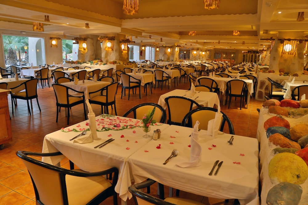 Welcome Meridiana Resort - Families and Couples Only — Restaurant & bars in Aghir, Medenine