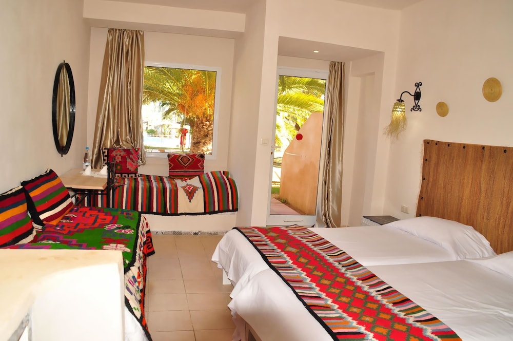 Welcome Meridiana Resort - Families and Couples Only — Hotel rooms in Aghir, Medenine