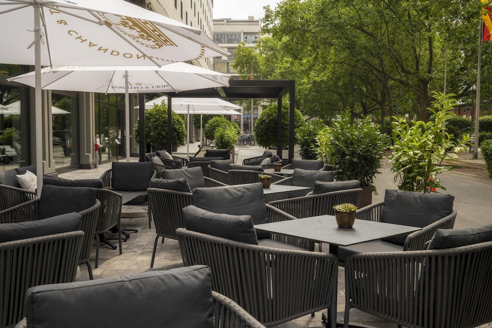 DoubleTree by Hilton Berlin Ku'damm — Restaurant & bars in Berlin, Berlin