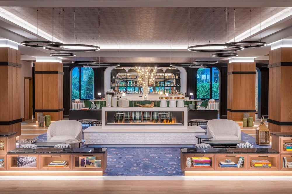 DoubleTree by Hilton Berlin Ku'damm — Restaurant & bars in Berlin, Berlin