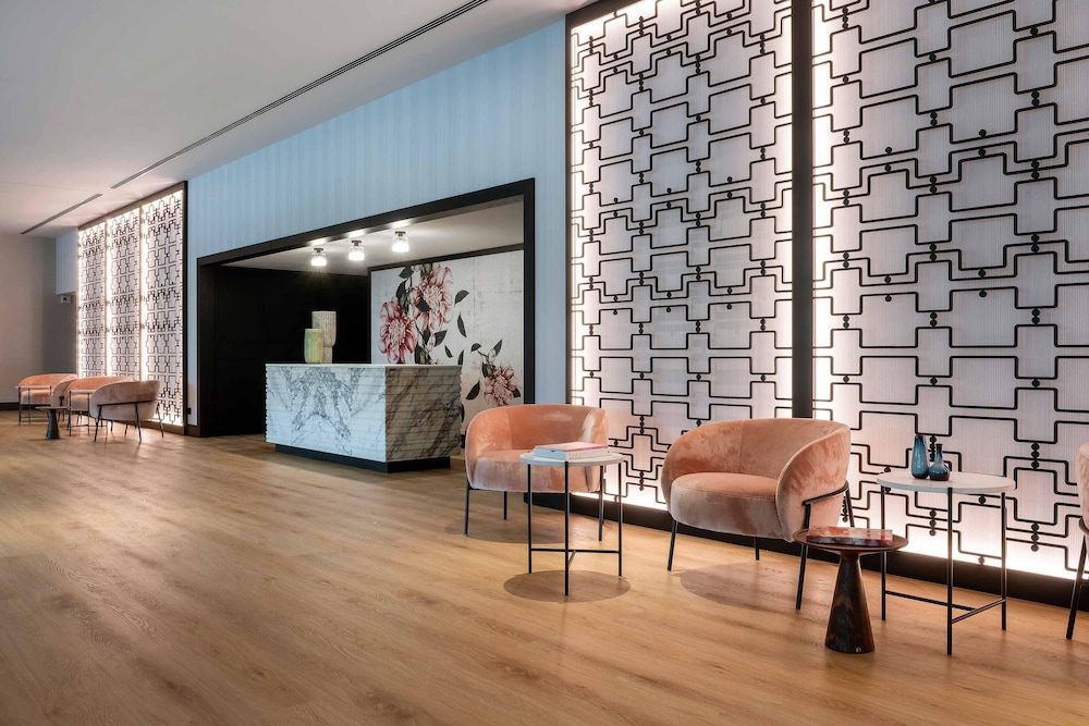 DoubleTree by Hilton Berlin Ku'damm — Hotel building in Berlin, Berlin