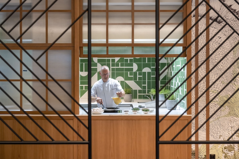 DoubleTree by Hilton Berlin Ku'damm — Restaurant & bars in Berlin, Berlin