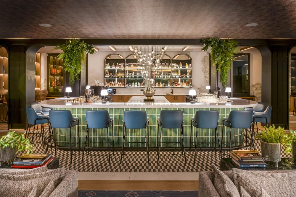 DoubleTree by Hilton Berlin Ku'damm — Restaurant & bars in Berlin, Berlin