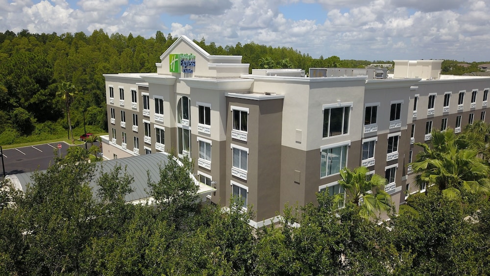 Holiday Inn Express Hotel & Suites New Tampa I-75 by IHG — Hotel building in Tampa, Florida