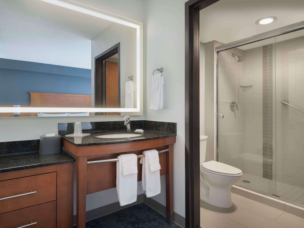 Hyatt Place Busch Gardens — Hotel rooms in Tampa, Florida