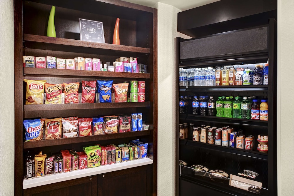 Hyatt Place Busch Gardens — Restaurant & bars in Tampa, Florida