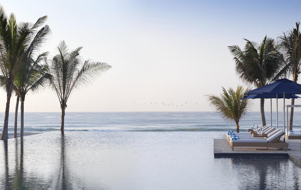 Al Baleed Resort Salalah by Anantara — Swimming pool in Salalah