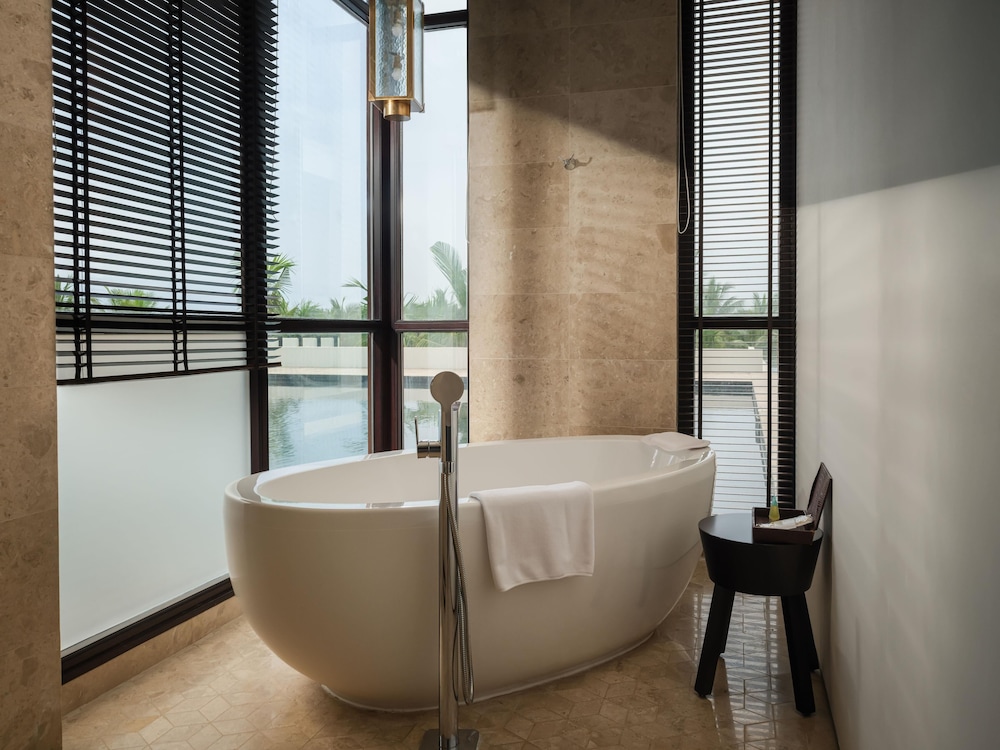 Al Baleed Resort Salalah by Anantara — Hotel rooms in Salalah