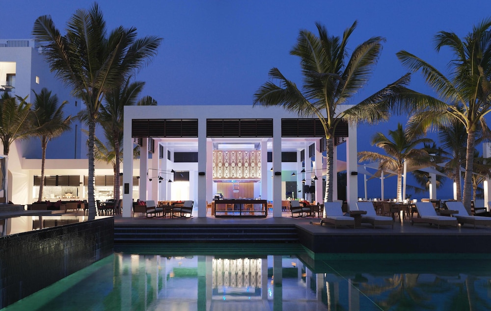 Al Baleed Resort Salalah by Anantara — Restaurant & bars in Salalah
