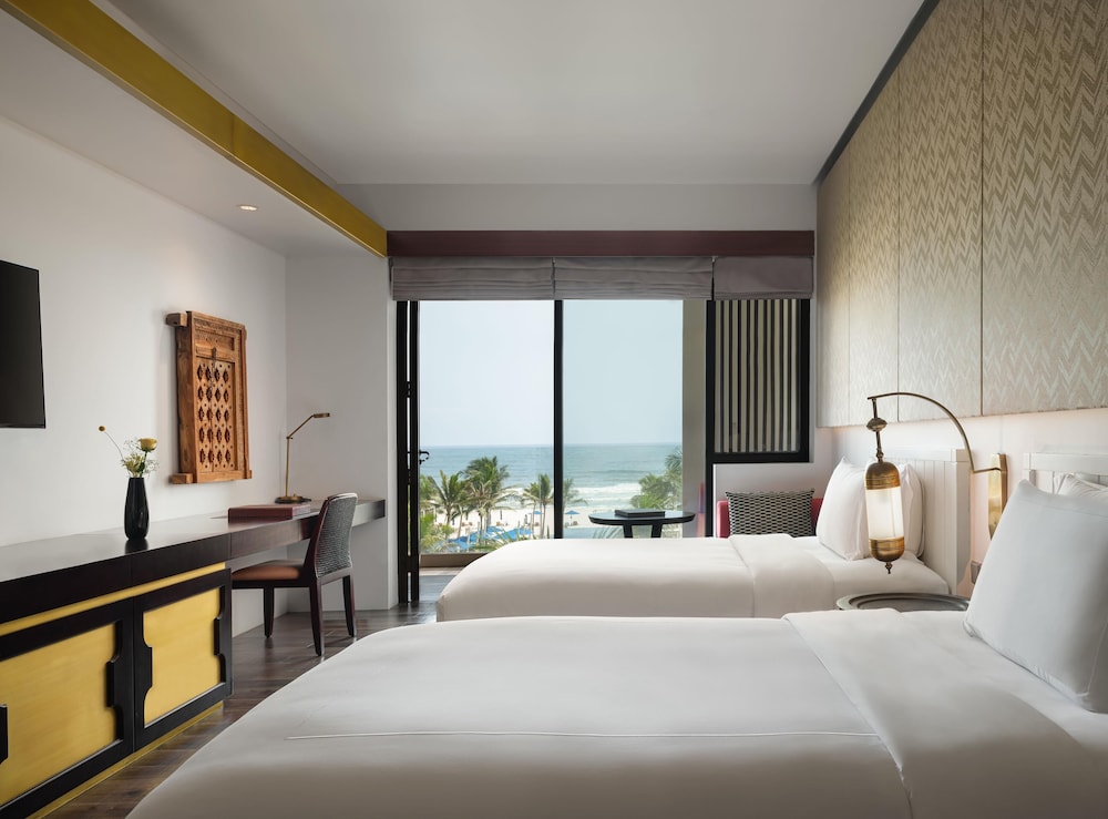 Al Baleed Resort Salalah by Anantara — Hotel rooms in Salalah