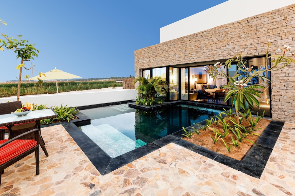 Al Baleed Resort Salalah by Anantara — Swimming pool in Salalah