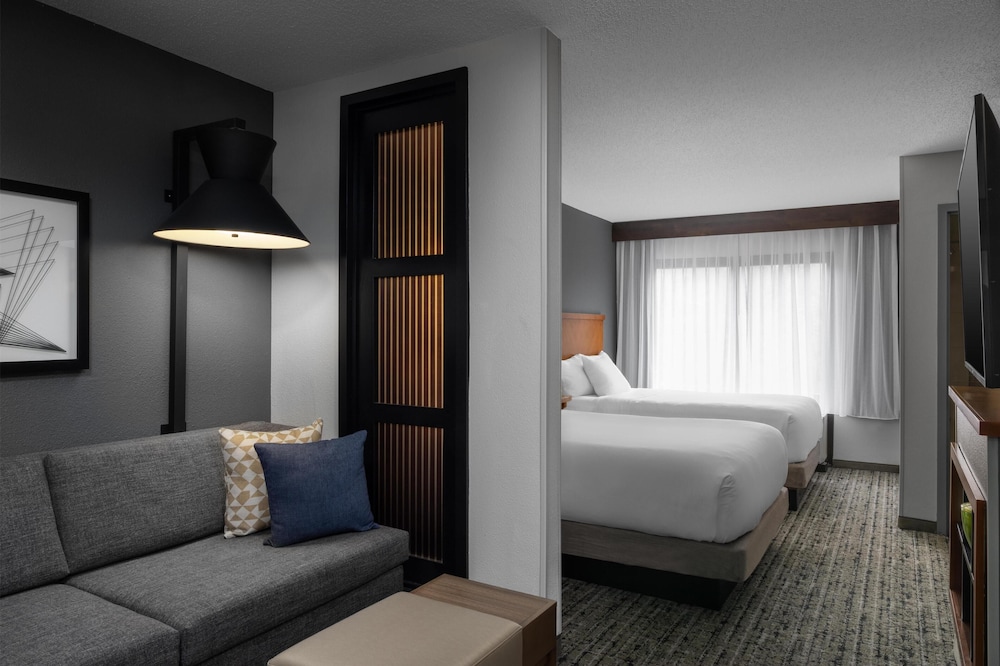 Hyatt Place Utica — Hotel rooms in Utica, Michigan