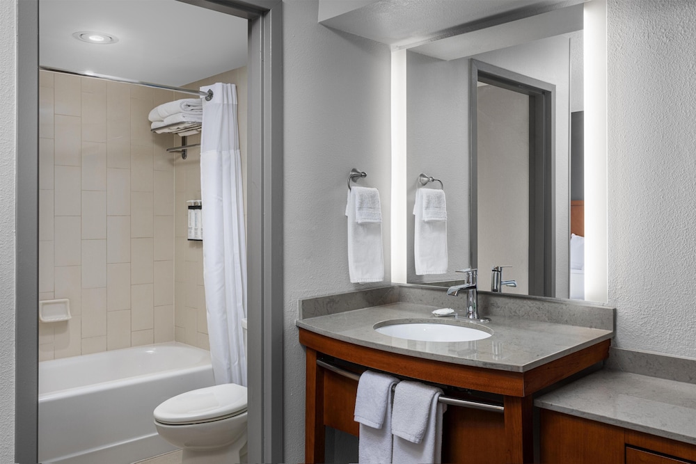 Hyatt Place Utica — Hotel rooms in Utica, Michigan
