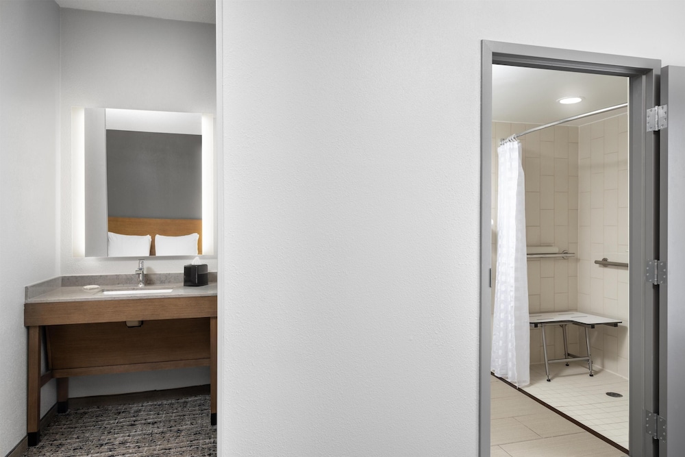 Hyatt Place Utica — Hotel rooms in Utica, Michigan