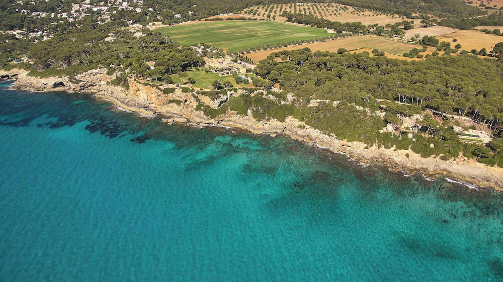 Hotel Pleta de Mar Grand Luxury, adults only – Preferred Hotels & Resorts — Attractions in the area in Canyamel, Balearic Islands