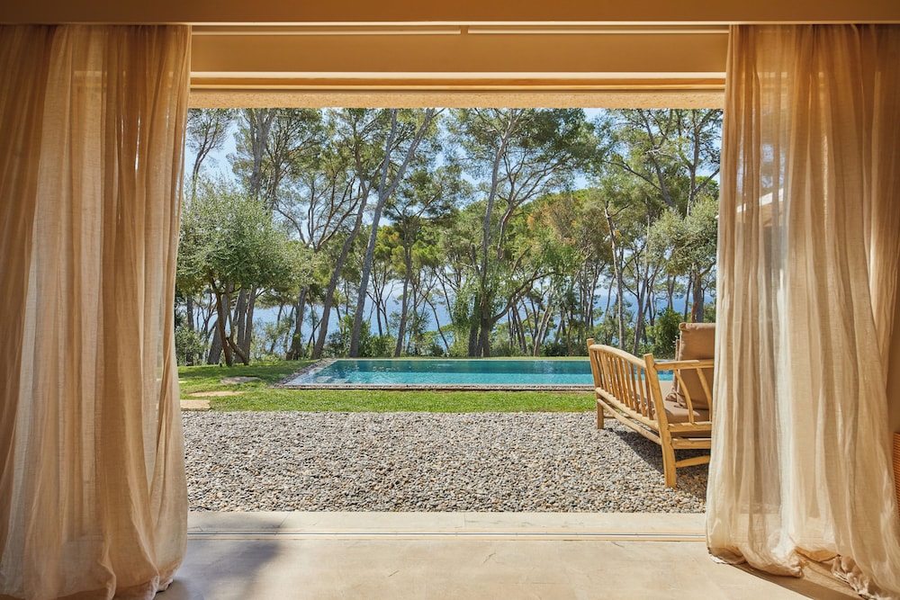 Hotel Pleta de Mar Grand Luxury, adults only – Preferred Hotels & Resorts — Swimming pool in Canyamel, Balearic Islands