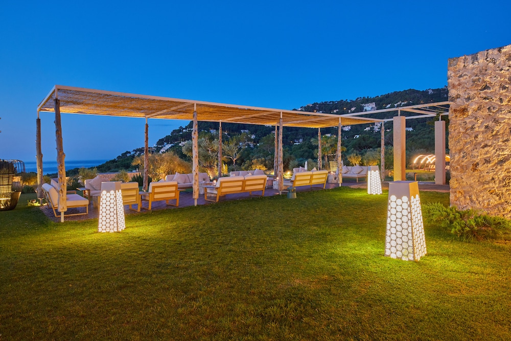 Hotel Pleta de Mar Grand Luxury, adults only – Preferred Hotels & Resorts — Restaurant & bars in Canyamel, Balearic Islands