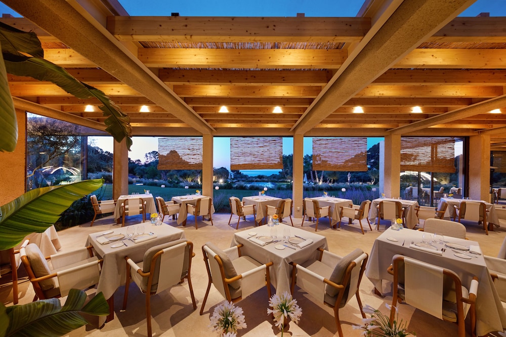 Hotel Pleta de Mar Grand Luxury, adults only – Preferred Hotels & Resorts — Restaurant & bars in Canyamel, Balearic Islands