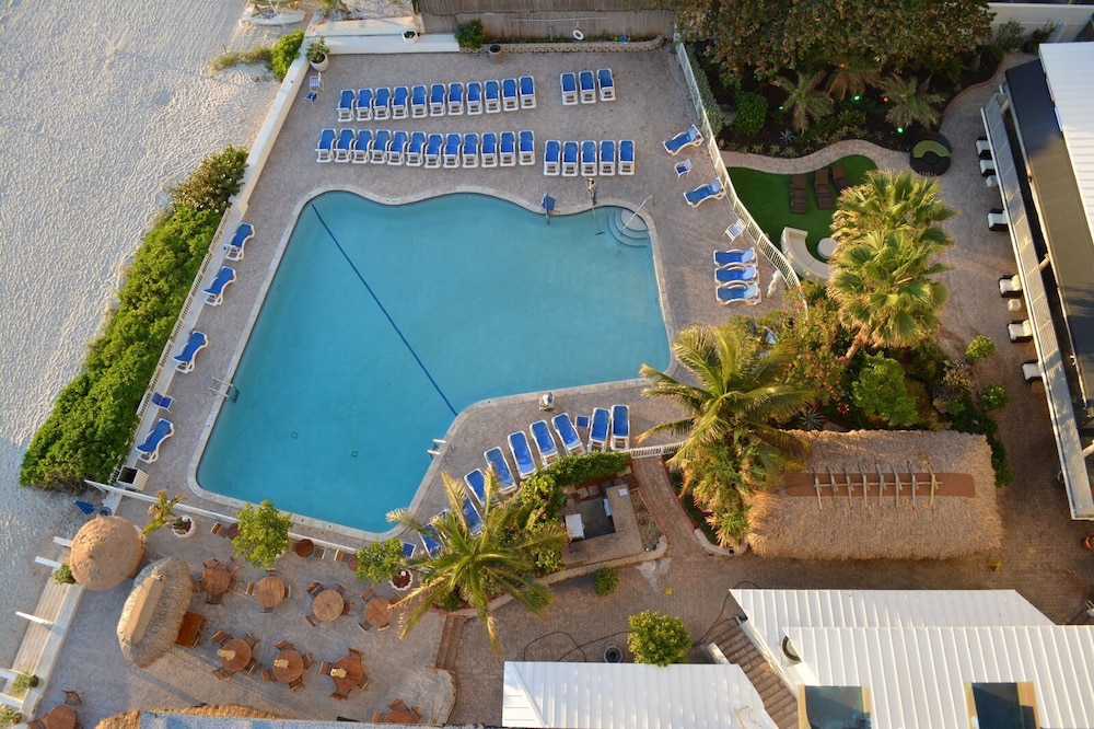 Ocean Manor Beach Hotel — Hotel building in Fort Lauderdale, Florida