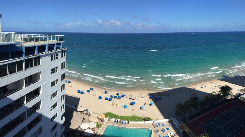 Ocean Manor Beach Hotel image