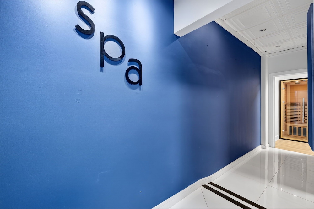 Ocean Manor Beach Hotel — Spa in Fort Lauderdale, Florida