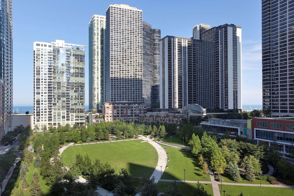 Radisson Blu Aqua Hotel Chicago — Attractions in the area in Chicago, Illinois