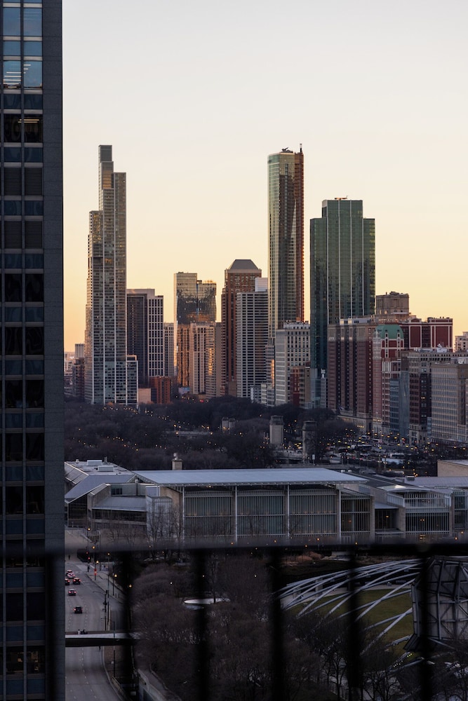 Radisson Blu Aqua Hotel Chicago — Attractions in the area in Chicago, Illinois