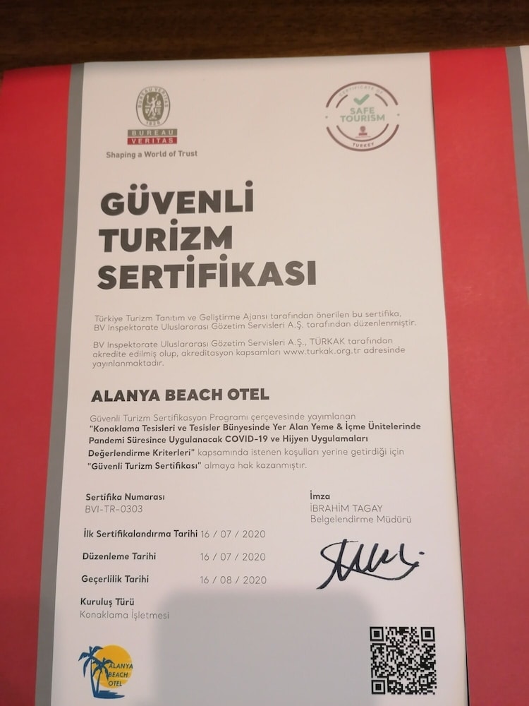 Alanya Beach Hotel — Hotel building in Alanya
