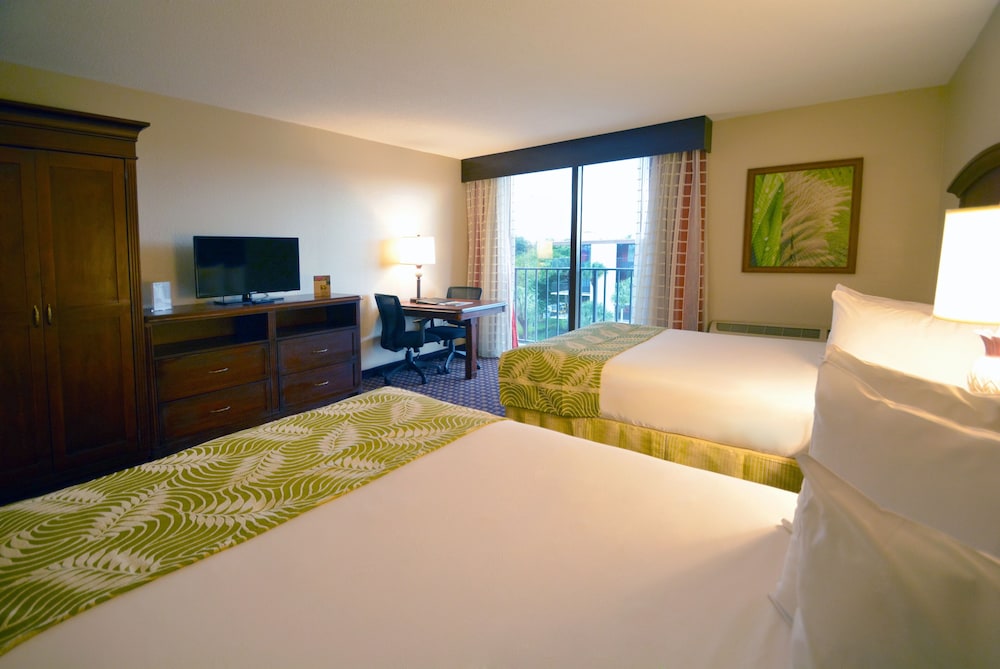Rosen Inn, closest to Universal — Hotel rooms in Orlando, Florida