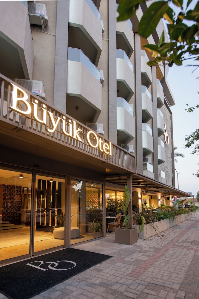 Büyük Hotel — Hotel building in Alanya