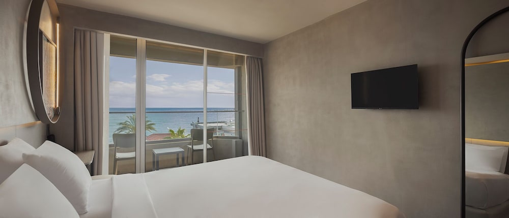 Büyük Hotel — Hotel rooms in Alanya
