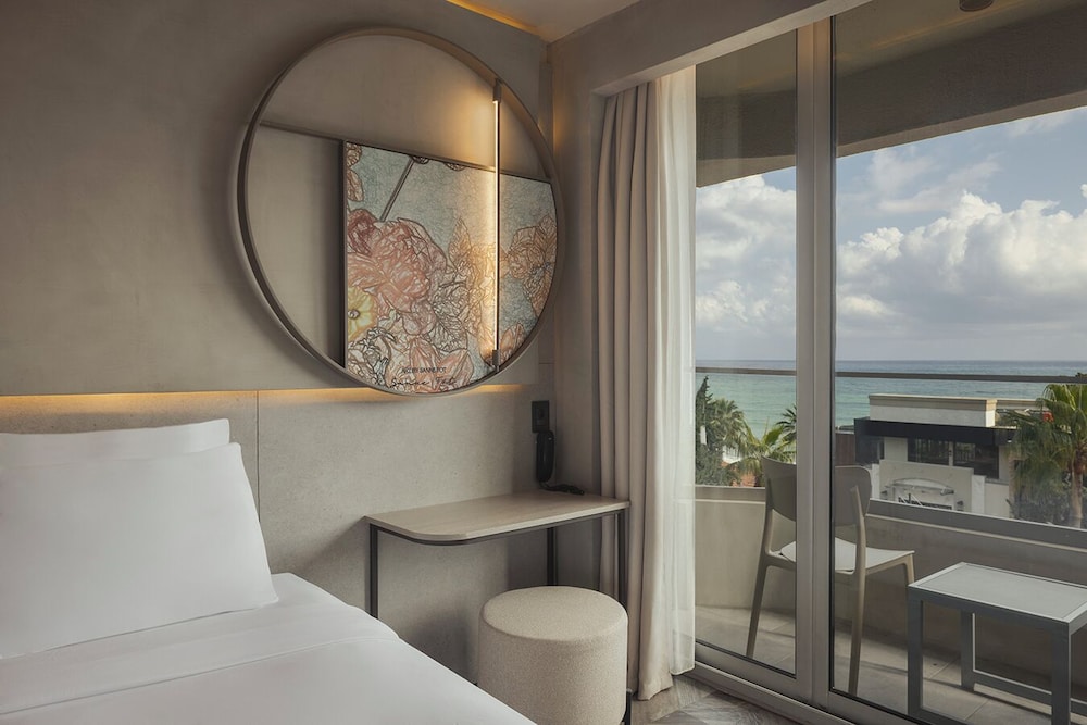 Büyük Hotel — Hotel rooms in Alanya