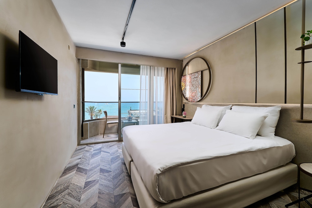 Büyük Hotel — Hotel rooms in Alanya