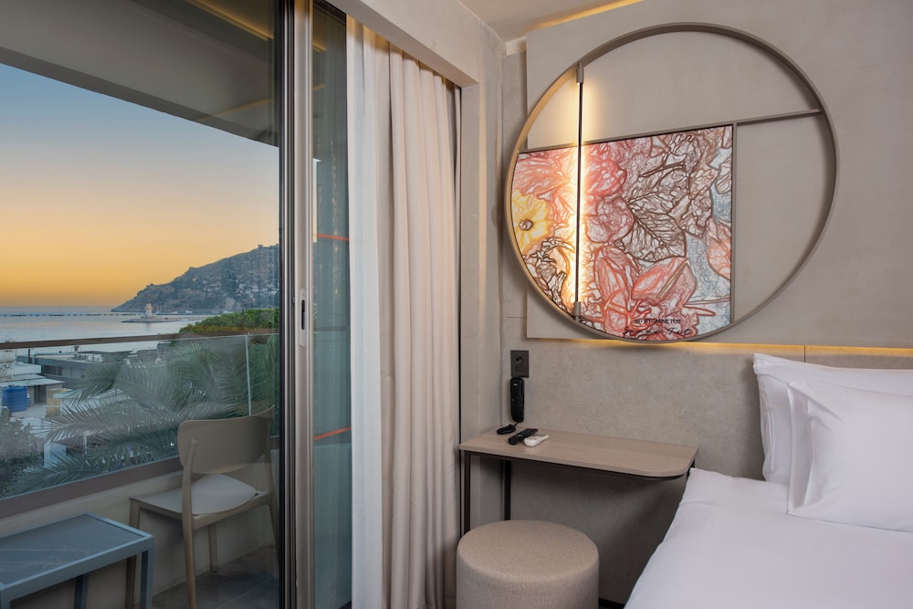 Büyük Hotel — Hotel rooms in Alanya