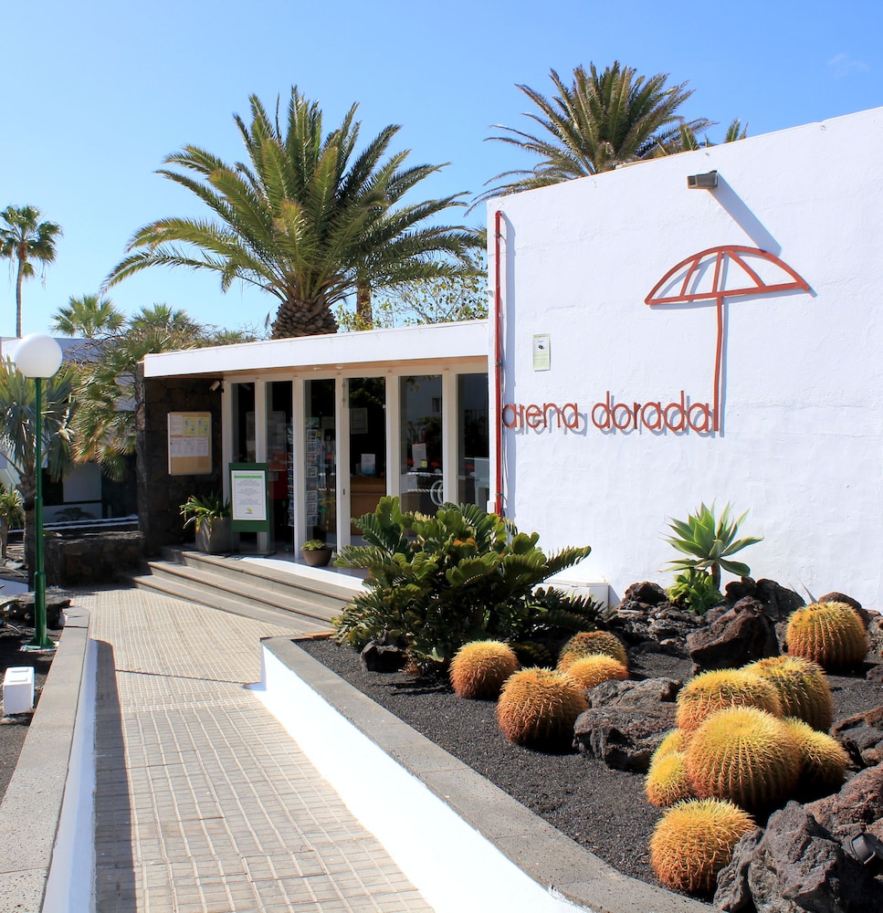 Arena Dorada - Apartments — Hotel building in Puerto del Carmen, Canary Islands