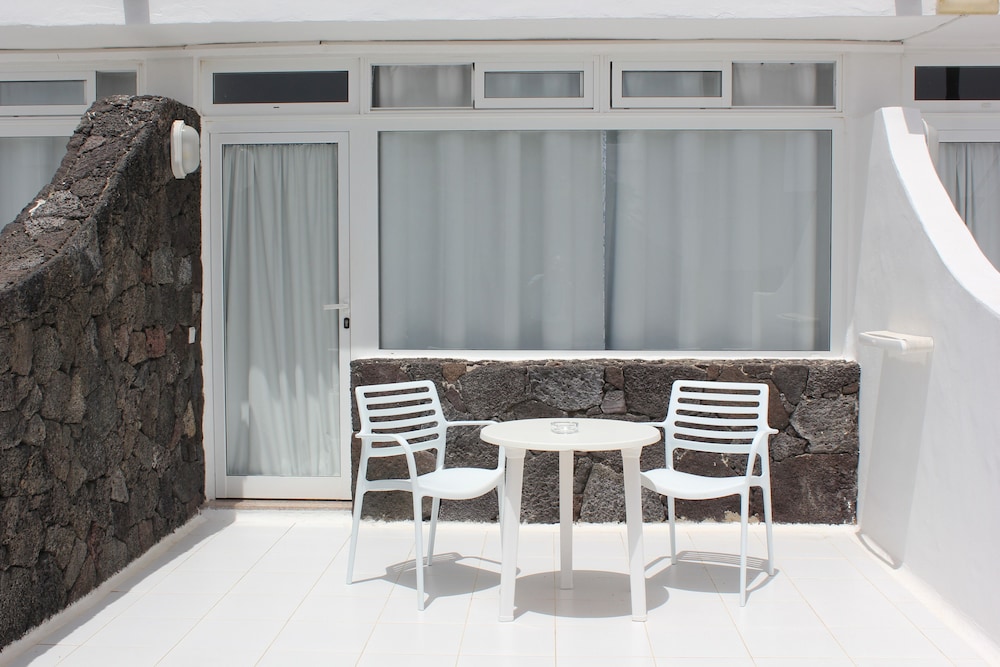 Arena Dorada - Apartments — Hotel building in Puerto del Carmen, Canary Islands