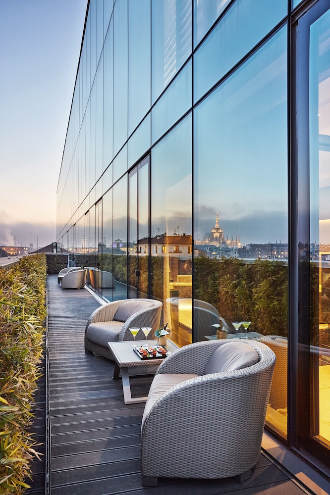 Armani Hotel Milano - zdjęcie 2