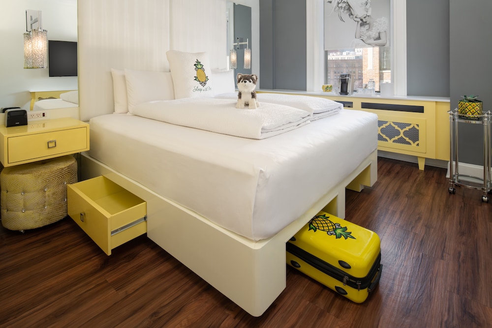 Staypineapple, A Delightful Hotel, South End — Hotel rooms in Boston, Massachusetts