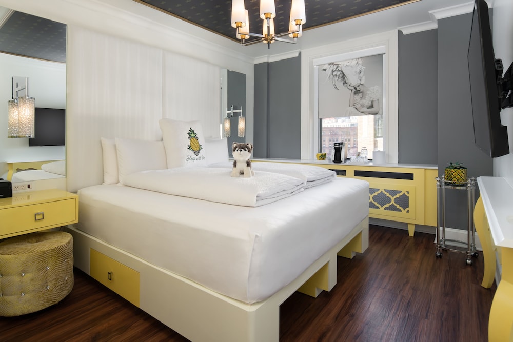 Staypineapple, A Delightful Hotel, South End — Hotel rooms in Boston, Massachusetts