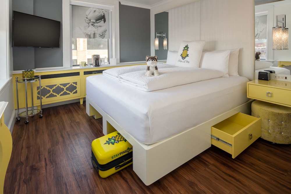 Staypineapple, A Delightful Hotel, South End — Hotel rooms in Boston, Massachusetts