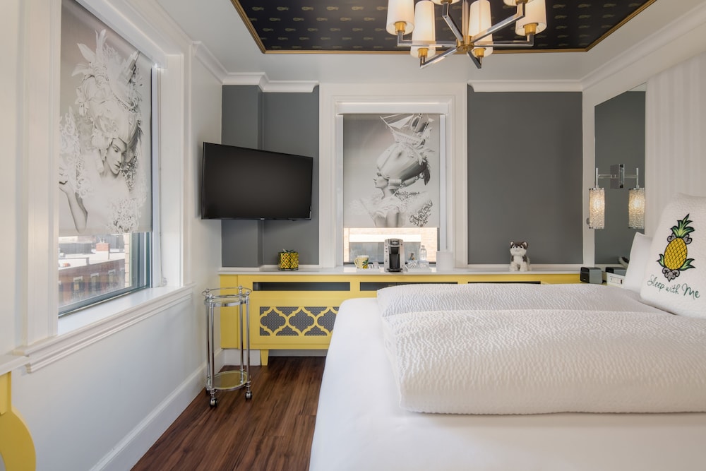 Staypineapple, A Delightful Hotel, South End — Hotel rooms in Boston, Massachusetts