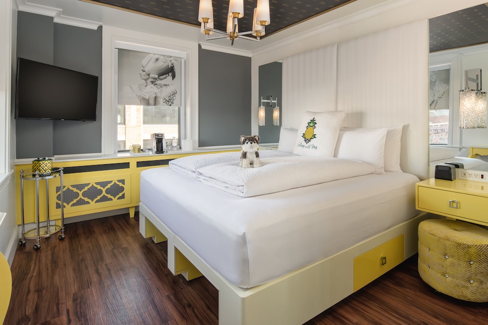 Staypineapple, A Delightful Hotel, South End — Hotel rooms in Boston, Massachusetts