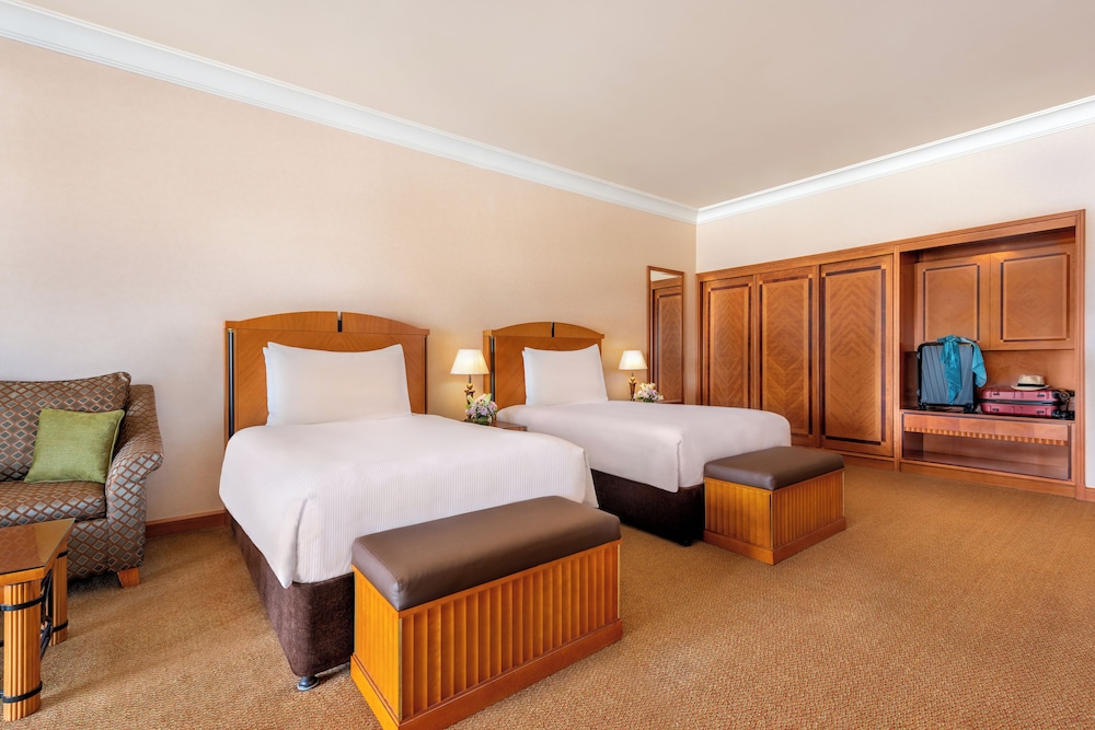 Al Raha Beach Resort & Spa — Hotel rooms in Abu Dhabi