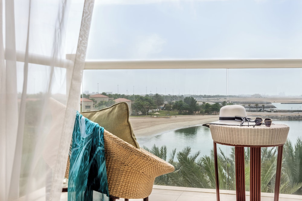 Al Raha Beach Resort & Spa — Hotel rooms in Abu Dhabi