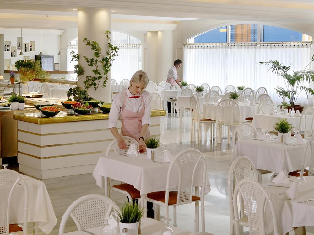 Augusta Club & Spa - Adults Only — Restaurant & bars in Lloret de Mar, Catalonia