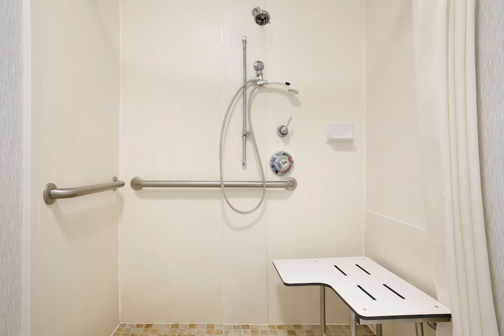 Homewood Suites by Hilton Orlando-International Drive/Convention Center — Hotel rooms in Orlando, Florida